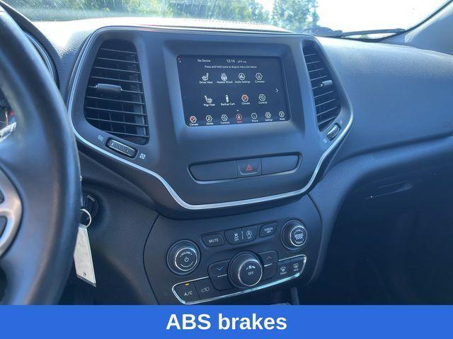 used 2019 Jeep Cherokee car, priced at $17,995