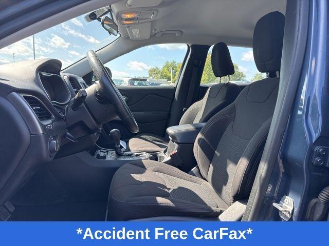 used 2019 Jeep Cherokee car, priced at $18,749