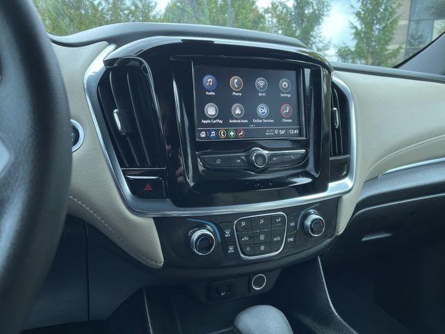 used 2023 Chevrolet Traverse car, priced at $28,495