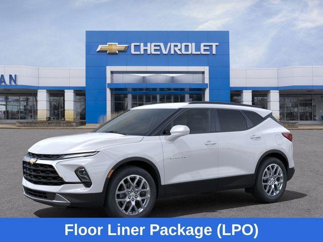 new 2025 Chevrolet Blazer car, priced at $35,550