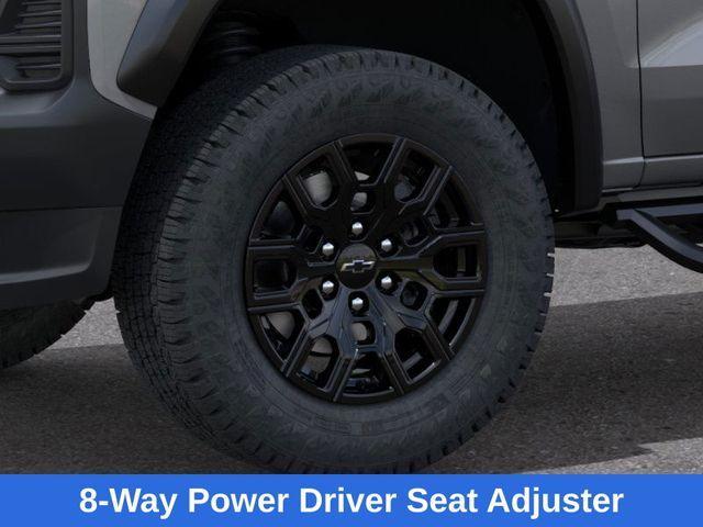 new 2025 Chevrolet Colorado car, priced at $38,960