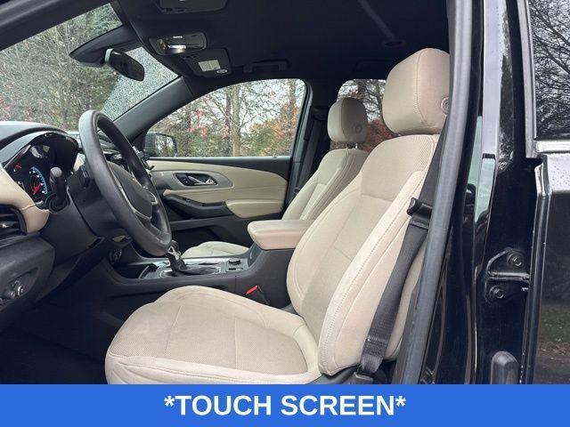 used 2022 Chevrolet Traverse car, priced at $21,495