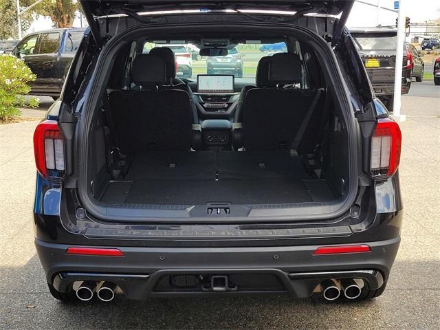 new 2025 Ford Explorer car, priced at $57,893