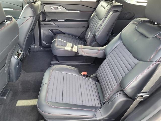 new 2025 Ford Explorer car, priced at $50,013