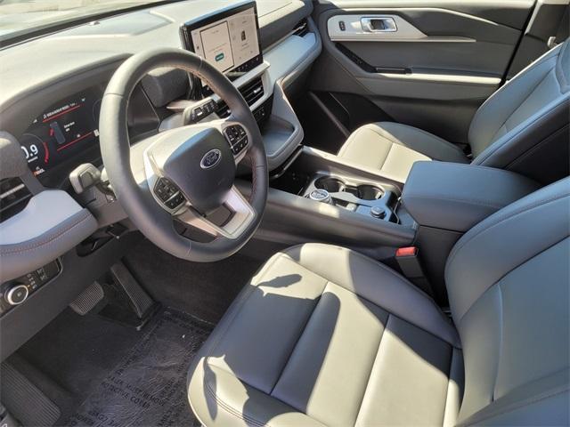 new 2025 Ford Explorer car, priced at $45,631