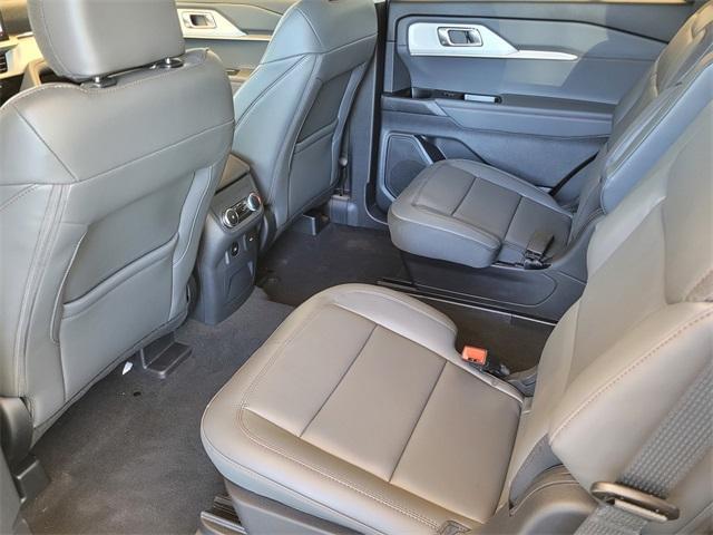 new 2025 Ford Explorer car, priced at $47,358