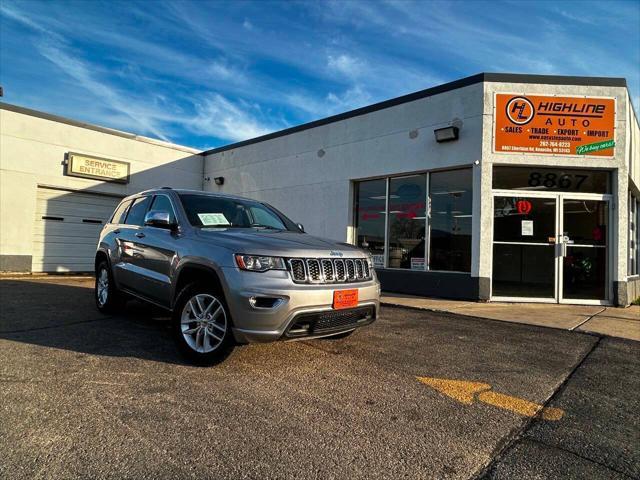 used 2017 Jeep Grand Cherokee car, priced at $16,495