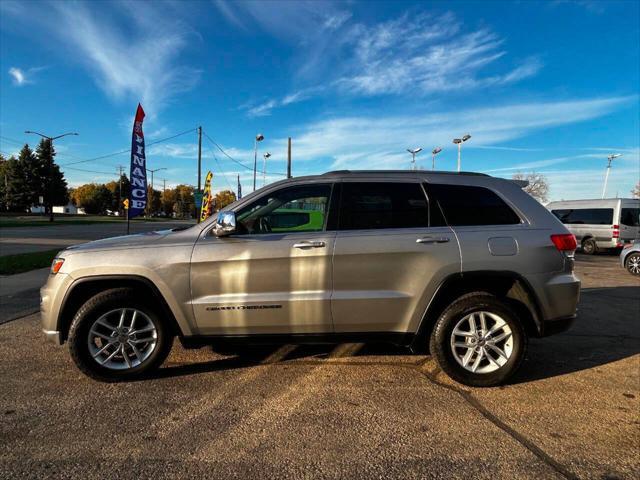 used 2017 Jeep Grand Cherokee car, priced at $16,495