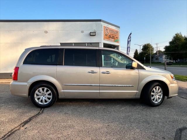 used 2015 Chrysler Town & Country car, priced at $7,495