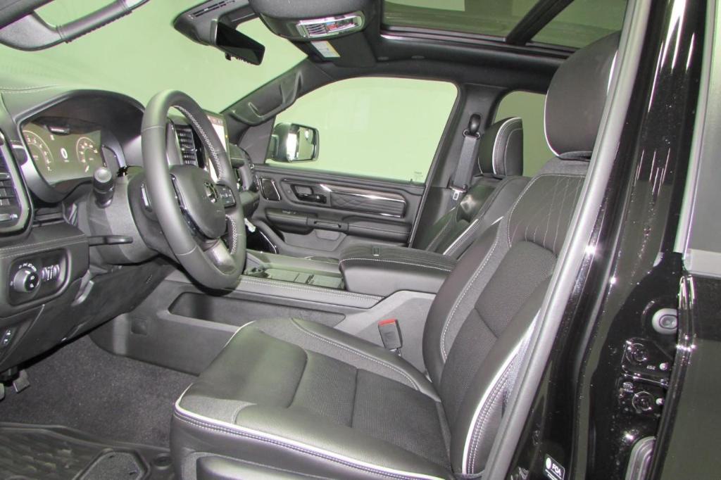 new 2025 Ram 1500 car