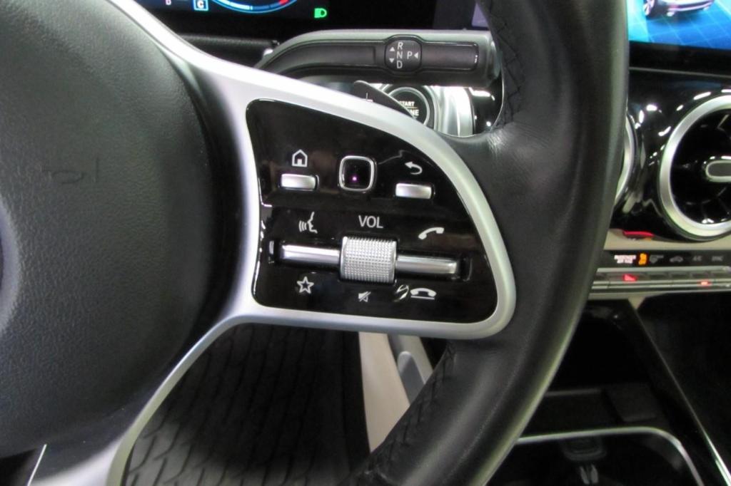 used 2020 Mercedes-Benz GLB 250 car, priced at $24,888