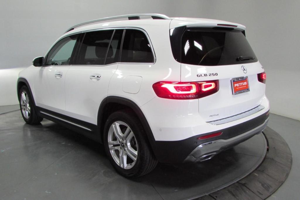 used 2020 Mercedes-Benz GLB 250 car, priced at $24,888