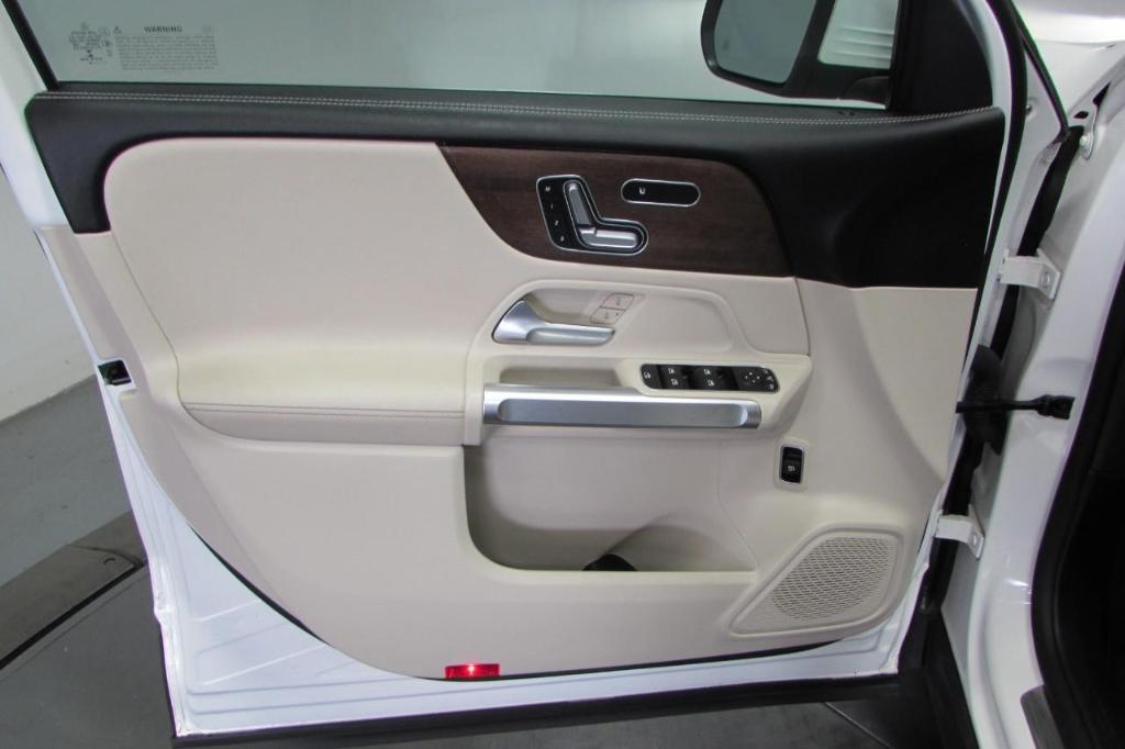 used 2020 Mercedes-Benz GLB 250 car, priced at $24,888