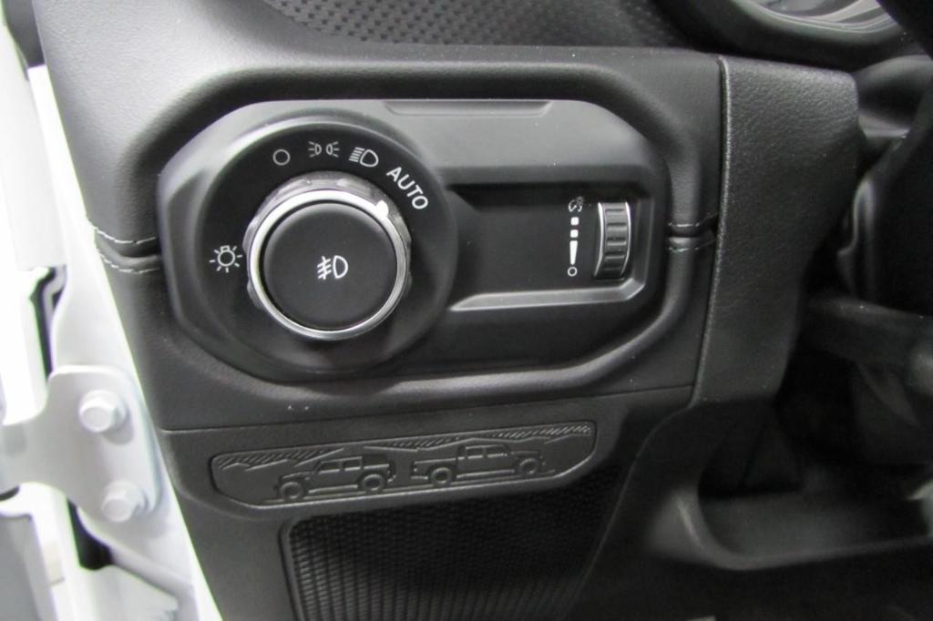 new 2025 Jeep Wrangler car, priced at $58,967