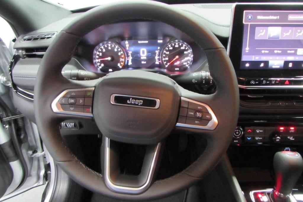 new 2025 Jeep Compass car, priced at $32,383