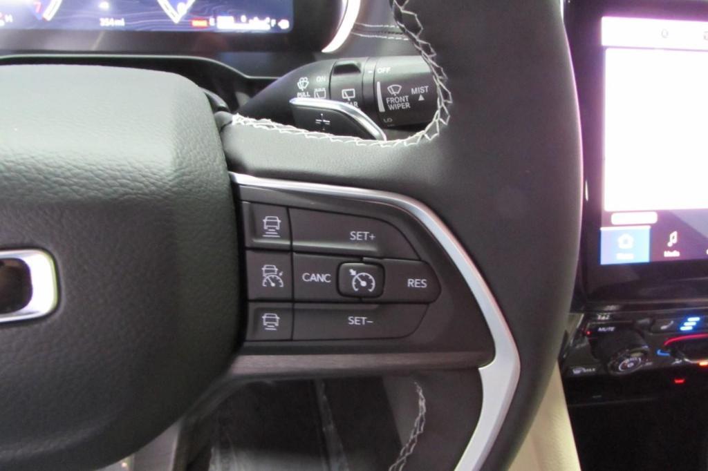 new 2025 Jeep Grand Cherokee L car, priced at $54,990