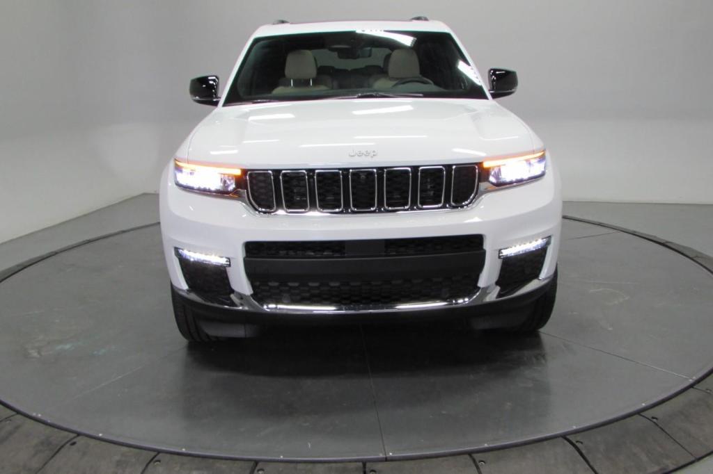 new 2025 Jeep Grand Cherokee L car, priced at $54,990