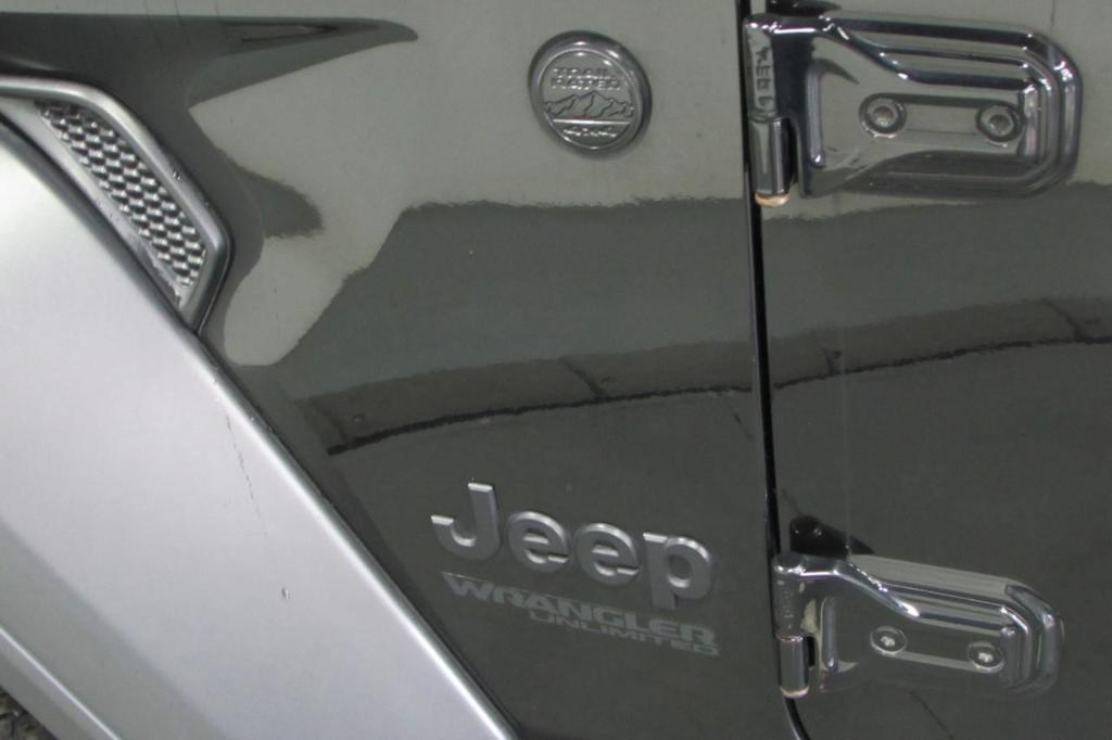 used 2021 Jeep Wrangler Unlimited car, priced at $32,714
