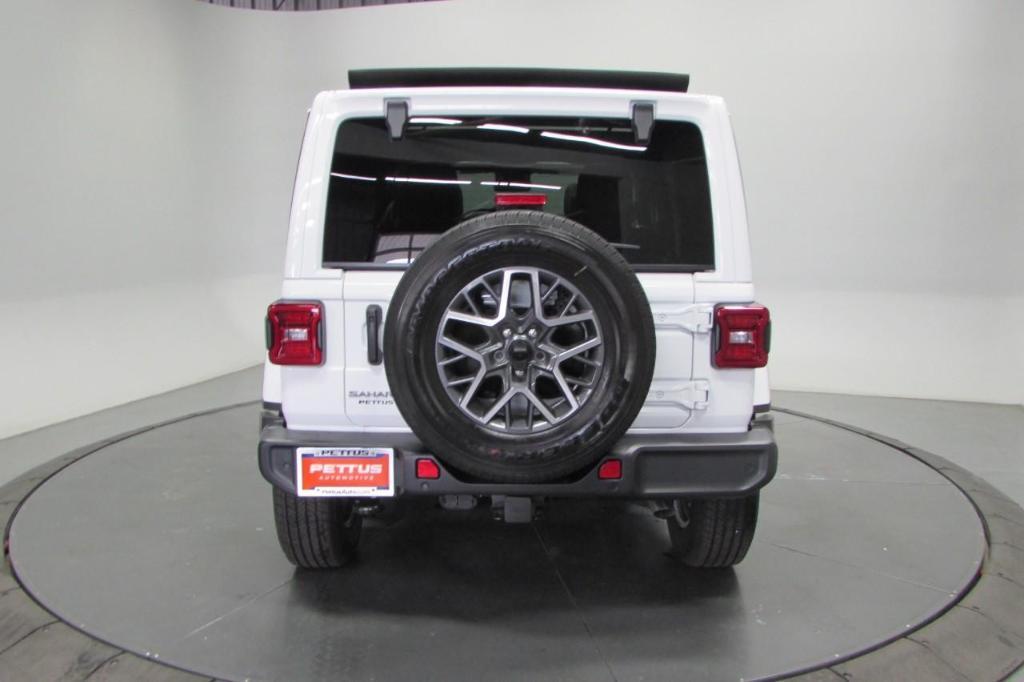 new 2025 Jeep Wrangler car, priced at $56,327