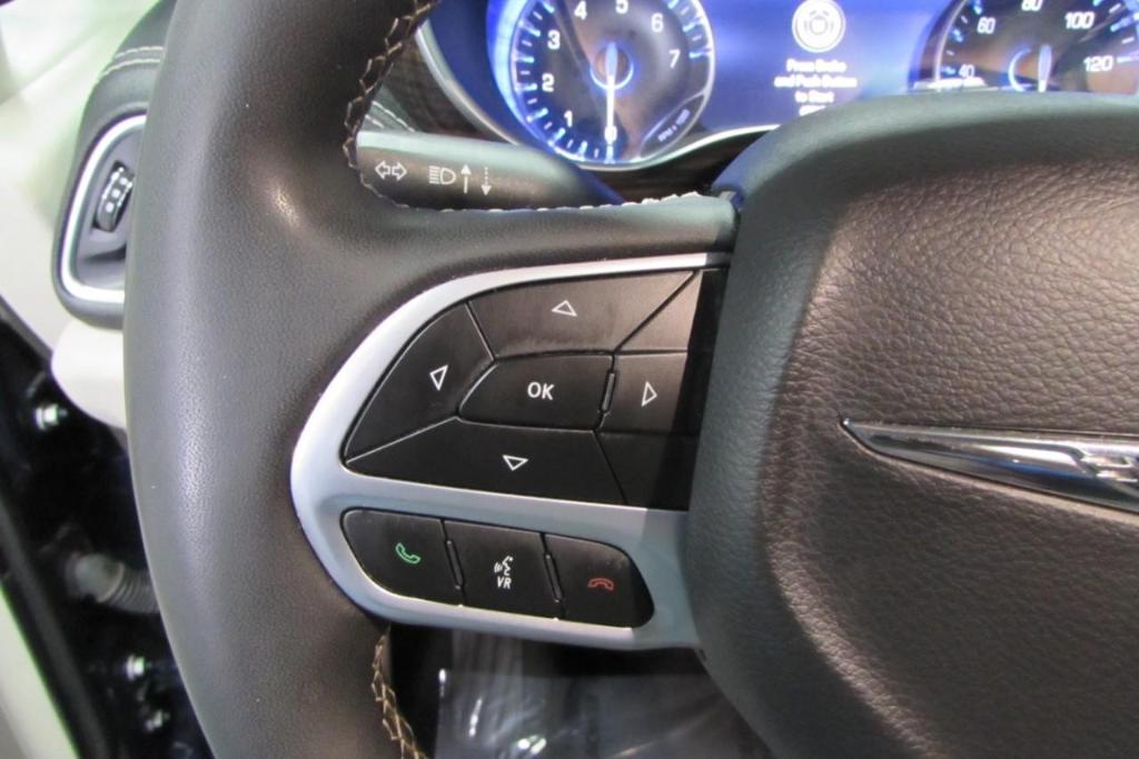 used 2023 Chrysler Pacifica car, priced at $29,989