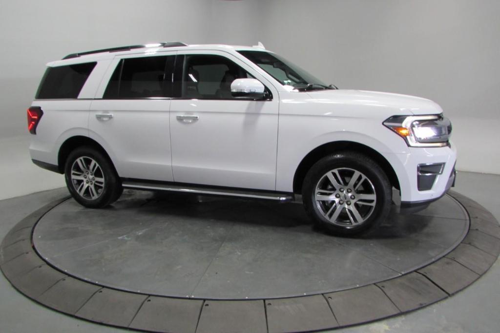 used 2023 Ford Expedition car, priced at $47,883