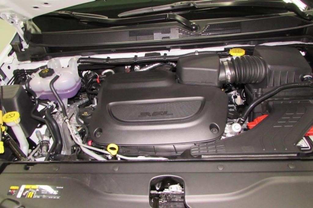 new 2025 Chrysler Voyager car, priced at $39,776