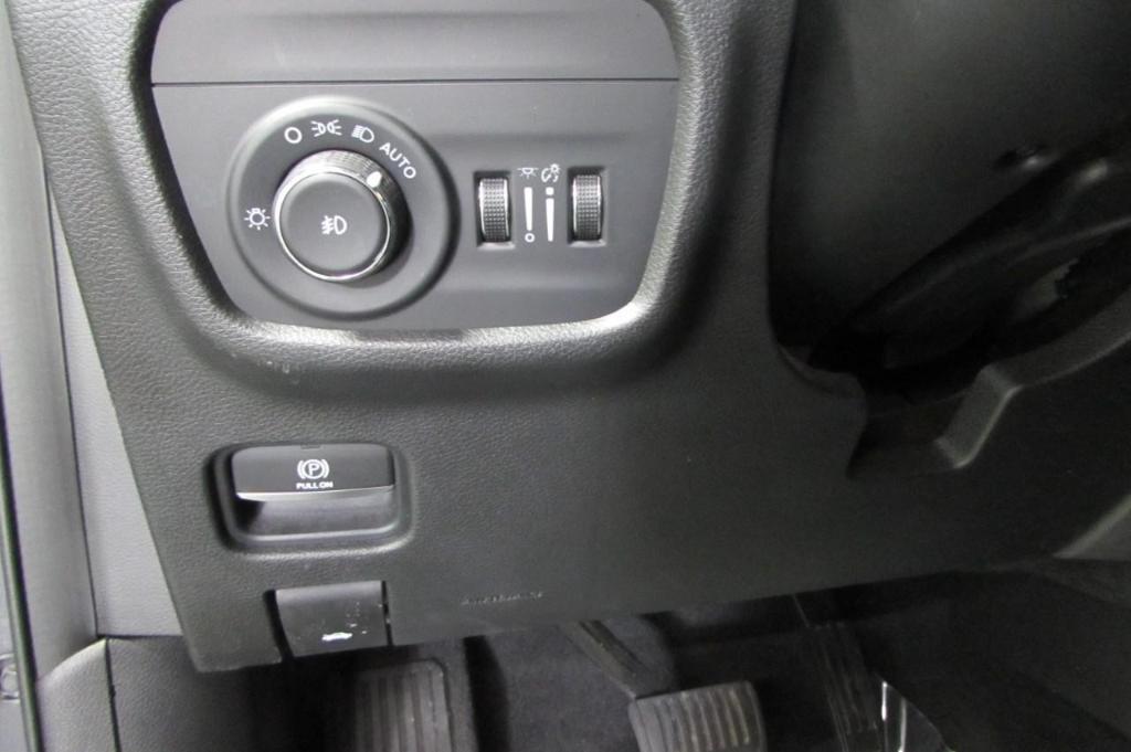 used 2022 Jeep Grand Cherokee L car, priced at $34,546