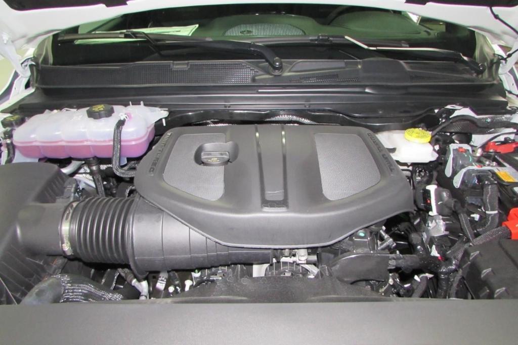 new 2025 Ram 1500 car, priced at $63,925