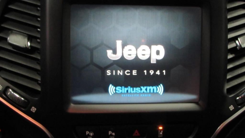 used 2023 Jeep Cherokee car, priced at $23,813
