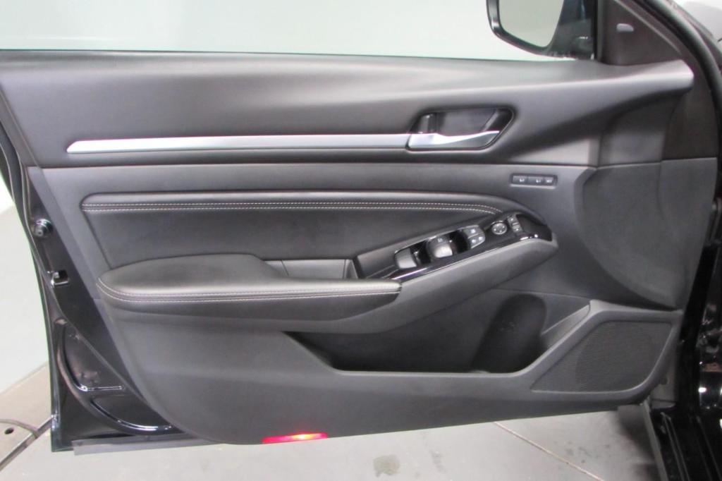 used 2021 Nissan Altima car, priced at $23,618