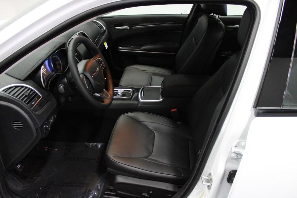 new 2023 Chrysler 300 car, priced at $39,890