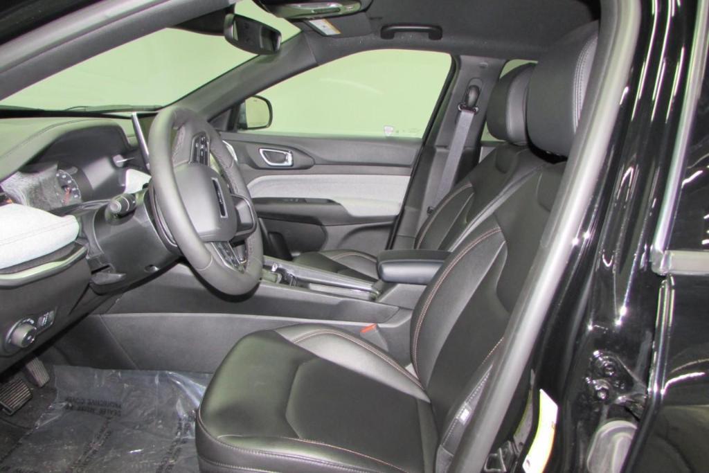 used 2024 Jeep Compass car, priced at $28,910