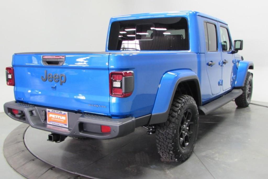 new 2025 Jeep Gladiator car