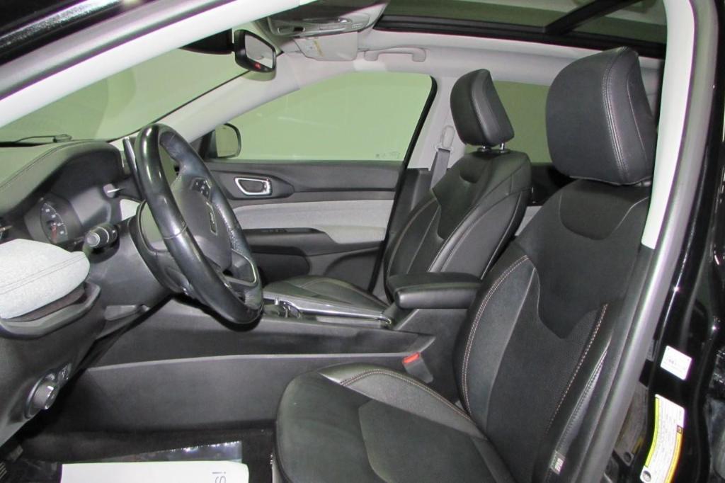 used 2022 Jeep Compass car, priced at $25,169