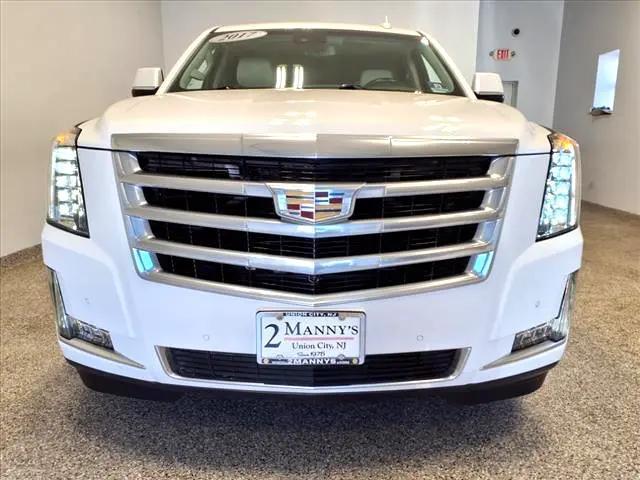 used 2017 Cadillac Escalade car, priced at $25,995