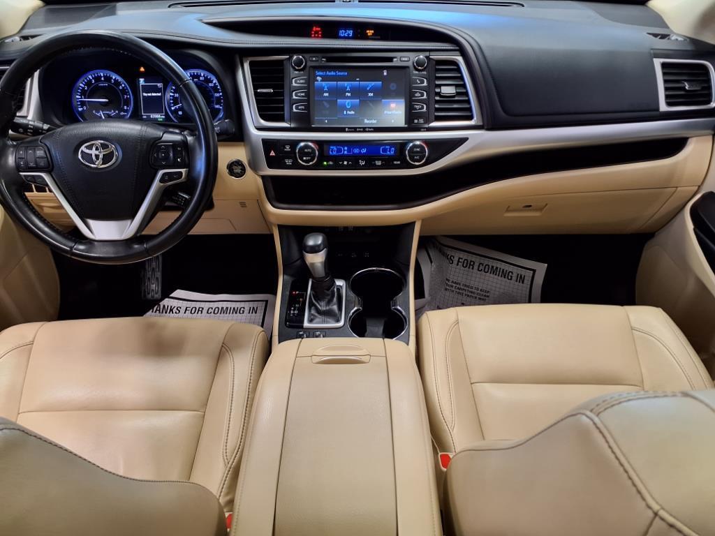 used 2018 Toyota Highlander car, priced at $19,995