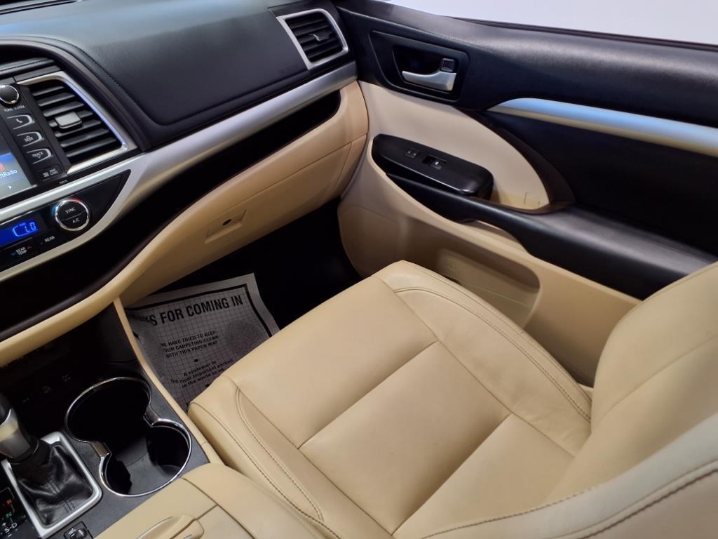 used 2018 Toyota Highlander car, priced at $19,995