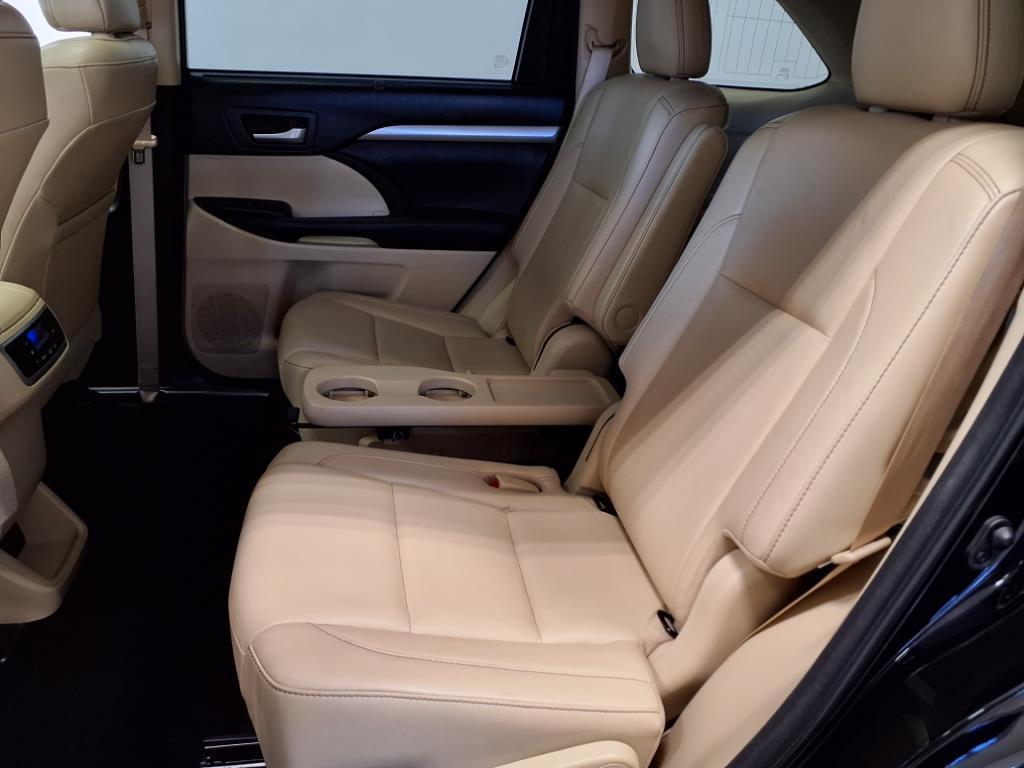 used 2018 Toyota Highlander car, priced at $19,995