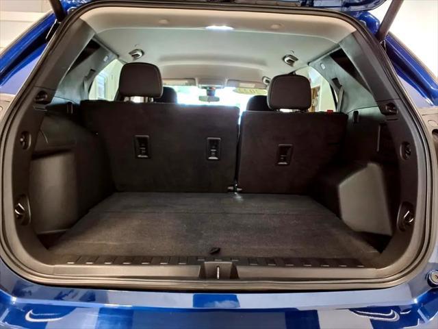 used 2022 Chevrolet Equinox car, priced at $17,995