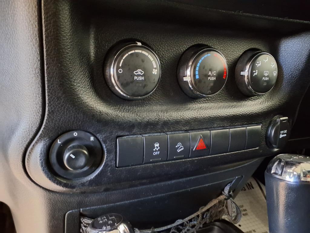 used 2013 Jeep Wrangler Unlimited car, priced at $12,995