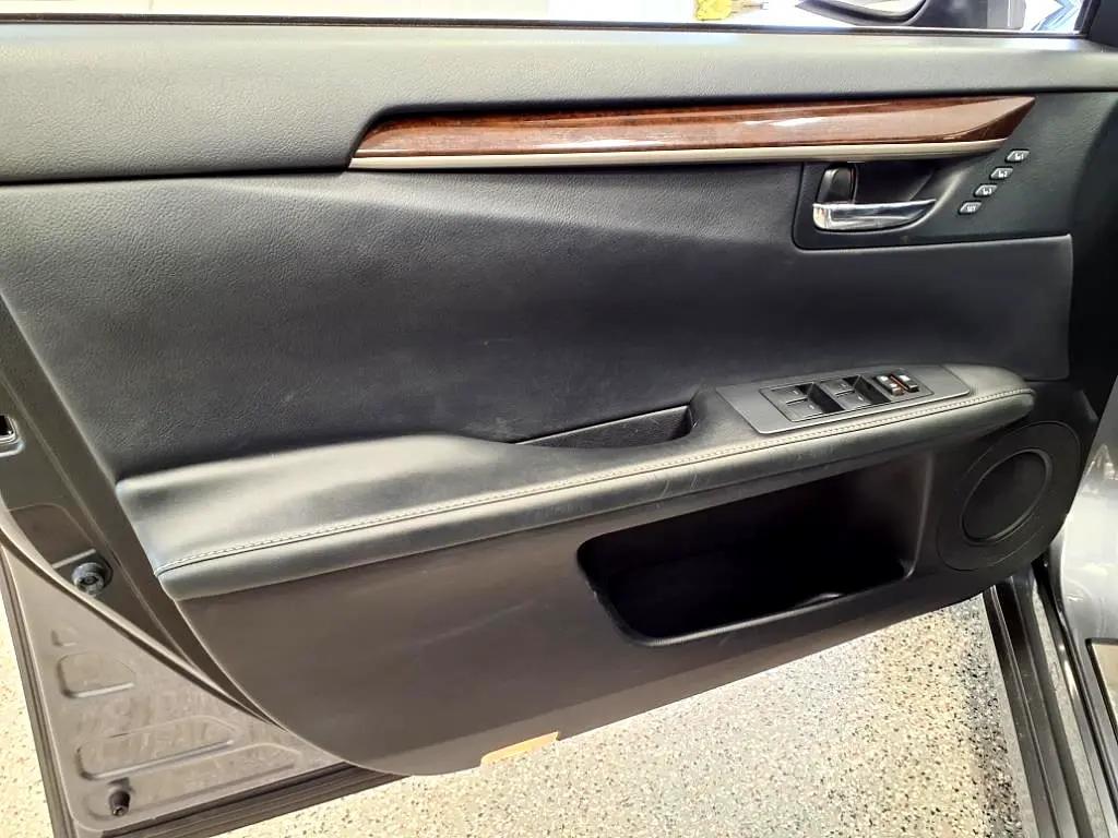 used 2013 Lexus ES 350 car, priced at $11,995