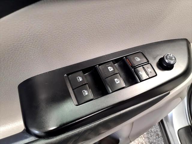 used 2014 Toyota Highlander car, priced at $10,995