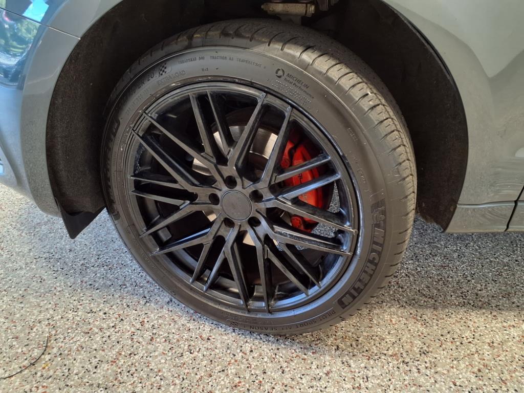 used 2011 Audi Q5 car, priced at $9,995