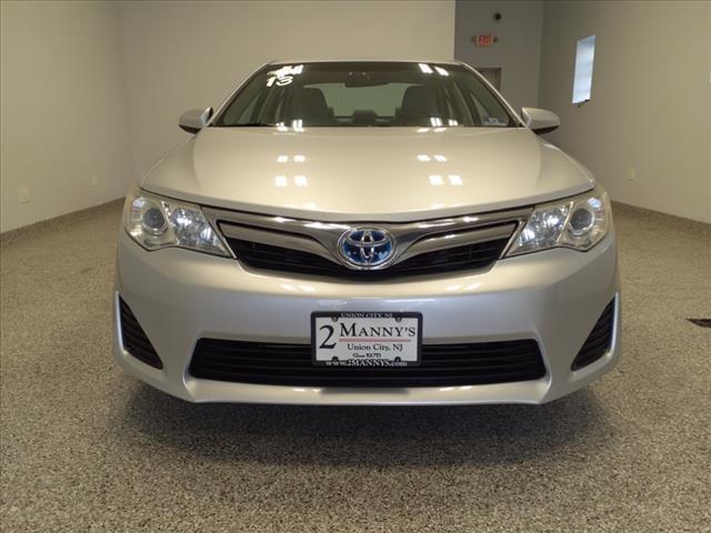 used 2012 Toyota Camry Hybrid car, priced at $9,995