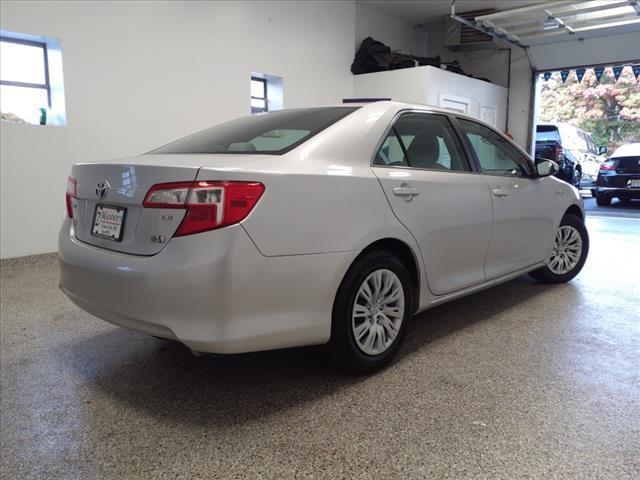 used 2012 Toyota Camry Hybrid car, priced at $9,995