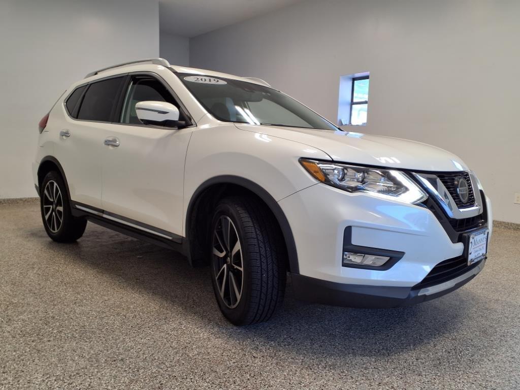 used 2019 Nissan Rogue car, priced at $15,995