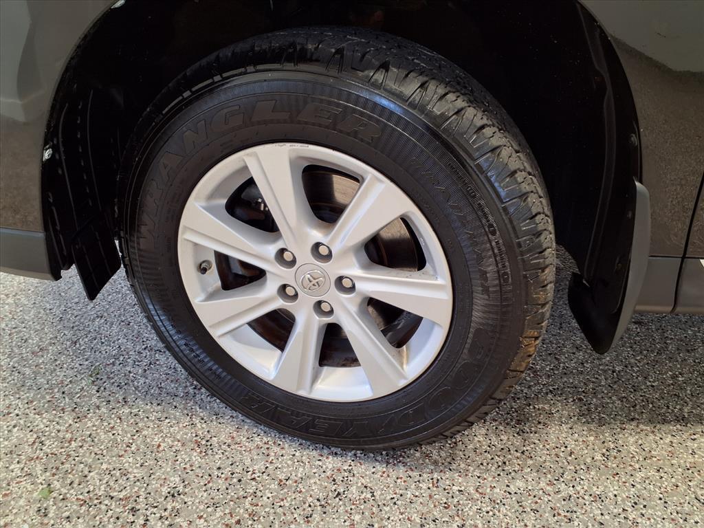 used 2012 Toyota Highlander car, priced at $8,995