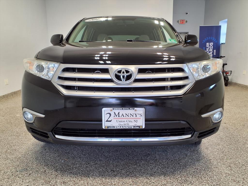 used 2012 Toyota Highlander car, priced at $8,995