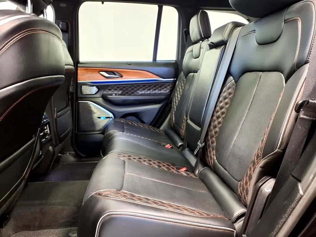 used 2022 Jeep Grand Cherokee car, priced at $37,995