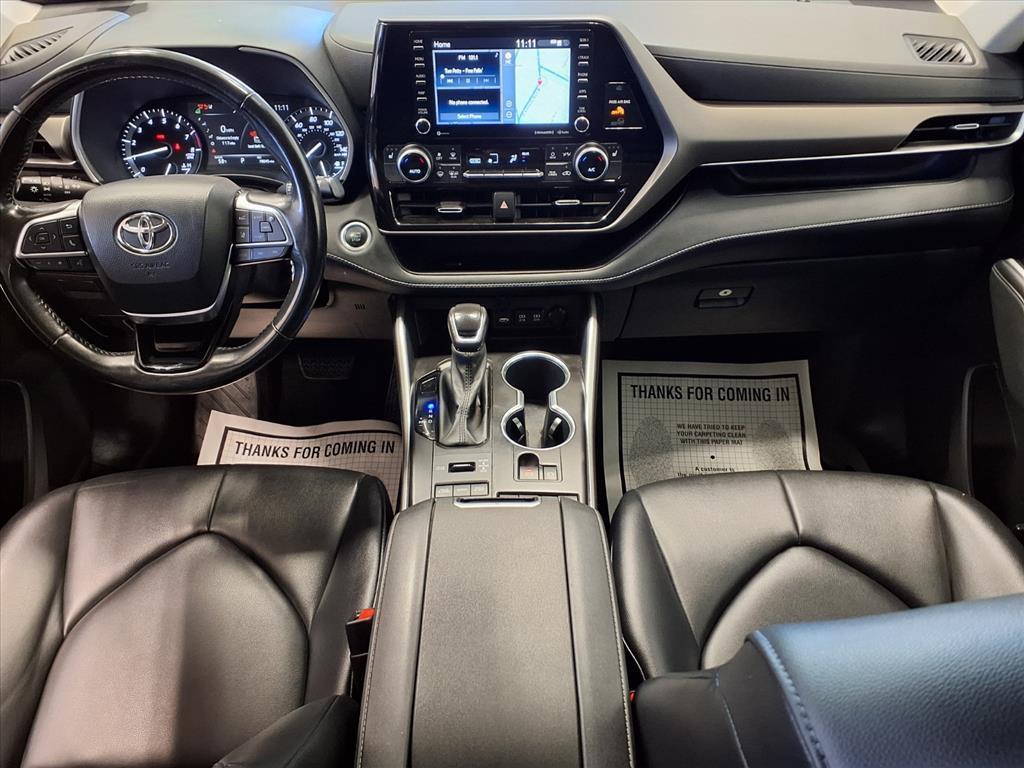 used 2021 Toyota Highlander car, priced at $27,995